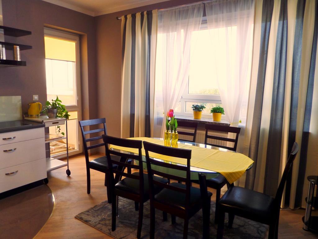 Apartamenty Silver Premium Varsovia Habitación foto