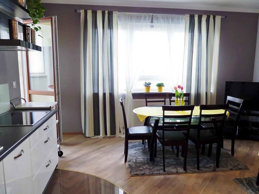 Apartamenty Silver Premium Varsovia Habitación foto
