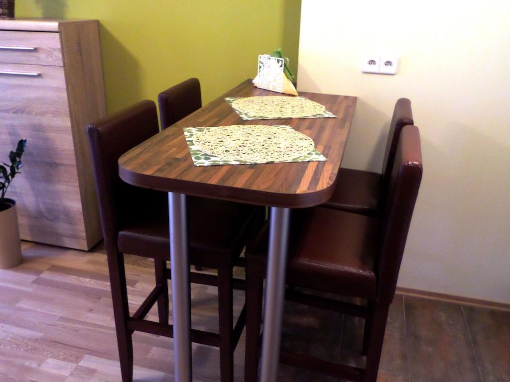 Apartamenty Silver Premium Varsovia Habitación foto